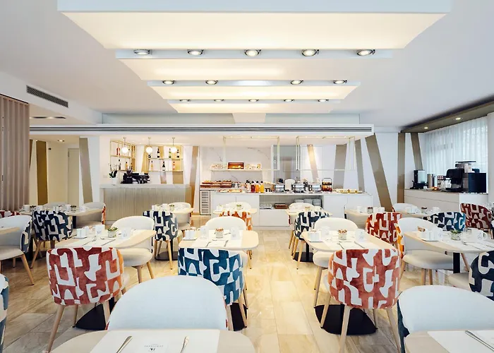 Eurostars Embassy